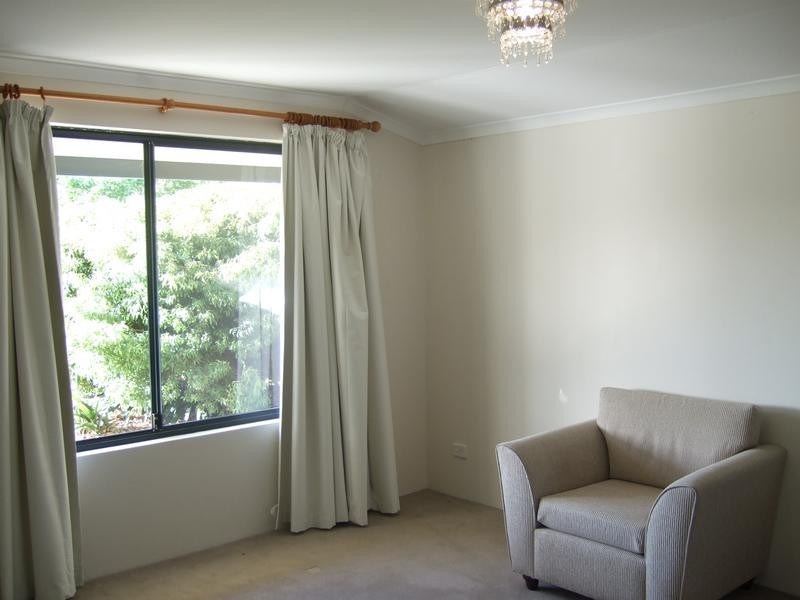 17 Paitt Street, Willagee WA 6156