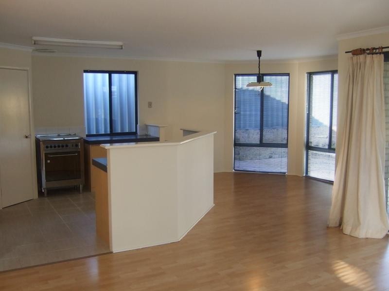 17 Paitt Street, Willagee WA 6156