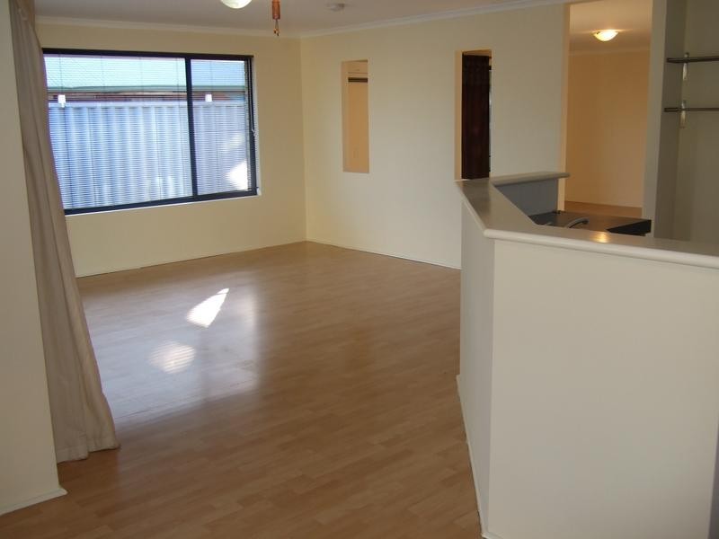 17 Paitt Street, Willagee WA 6156