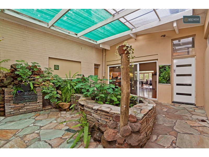 11 Orana Crescent, Brentwood WA 6153