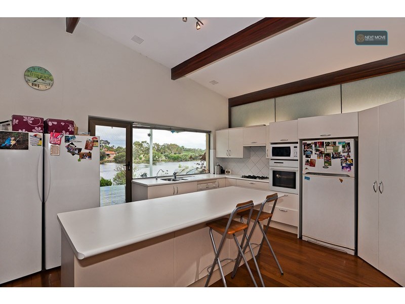 11 Orana Crescent, Brentwood WA 6153