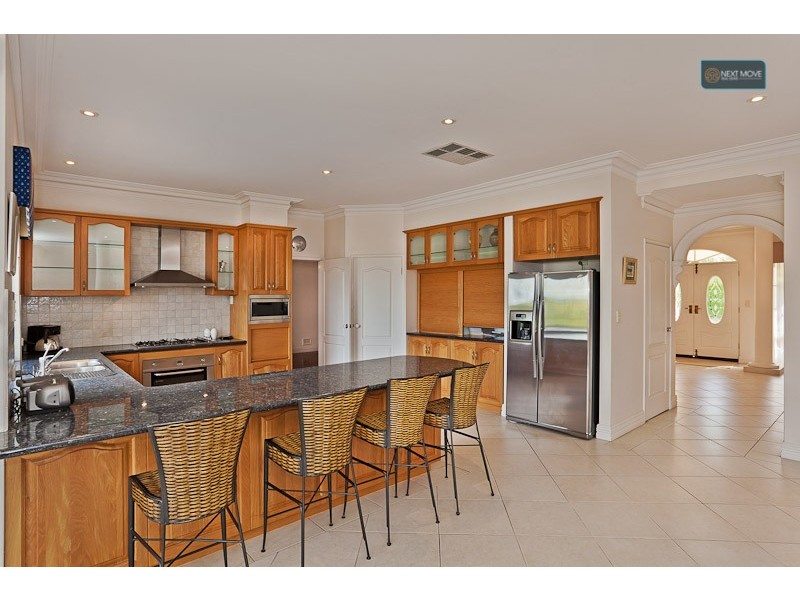 76 Ullapool Road, Mount Pleasant WA 6153