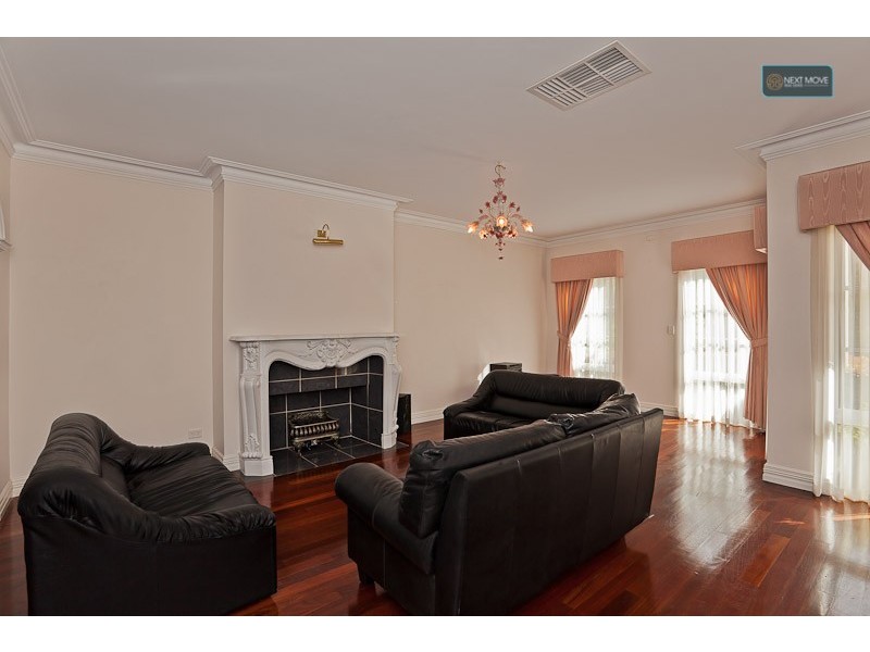 76 Ullapool Road, Mount Pleasant WA 6153