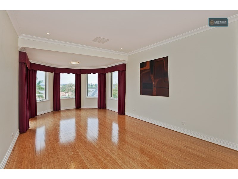 76 Ullapool Road, Mount Pleasant WA 6153