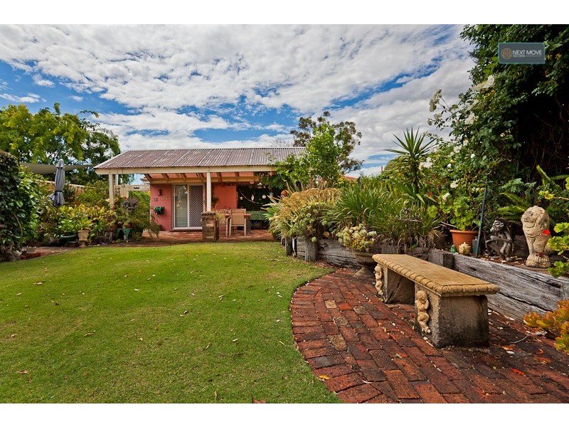 15B Shirley Avenue, Mount Pleasant WA 6153