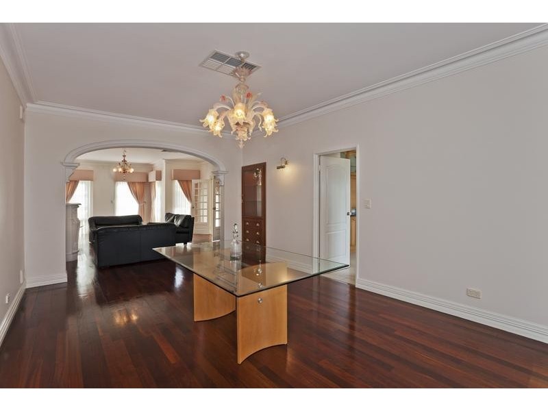 76 Ullapool Road, Mount Pleasant WA 6153