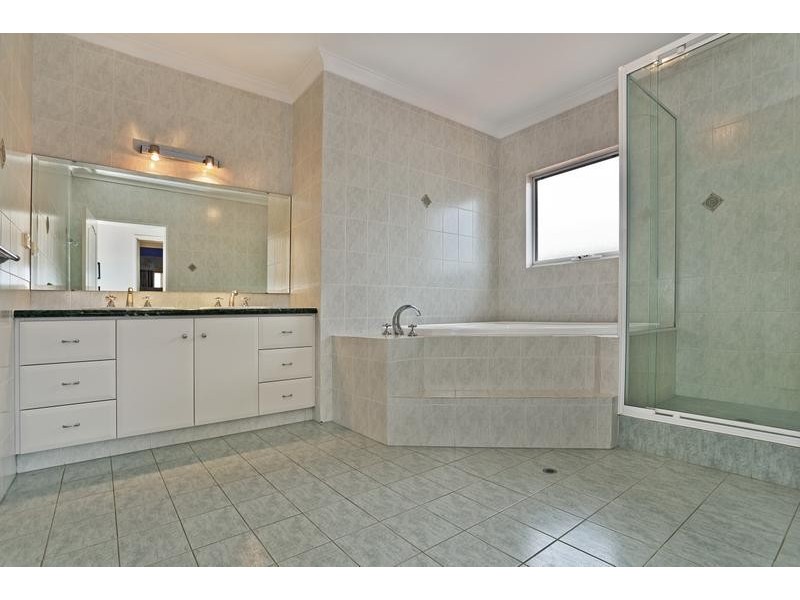 76 Ullapool Road, Mount Pleasant WA 6153