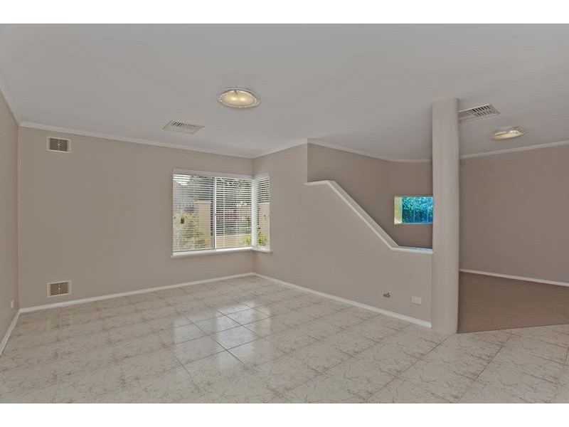2 Ventnor Avenue, Mount Pleasant WA 6153