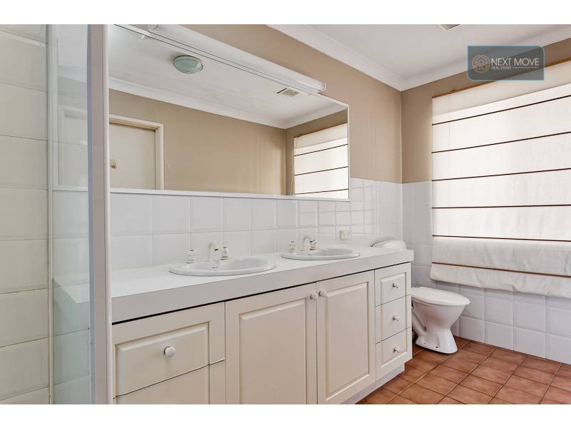 25b Raymond St, Mount Pleasant WA 6153