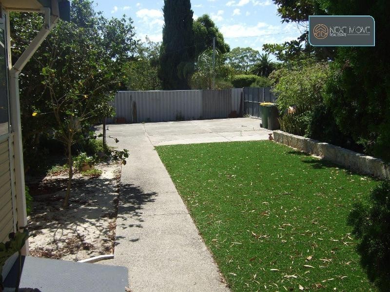 31 Worley St, Willagee WA 6156