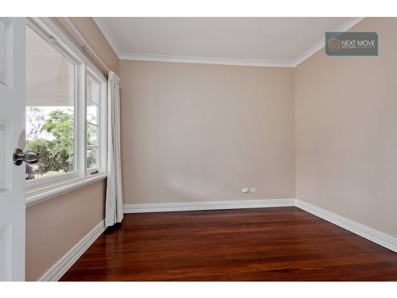 6 Bastian Place, Willagee WA 6156