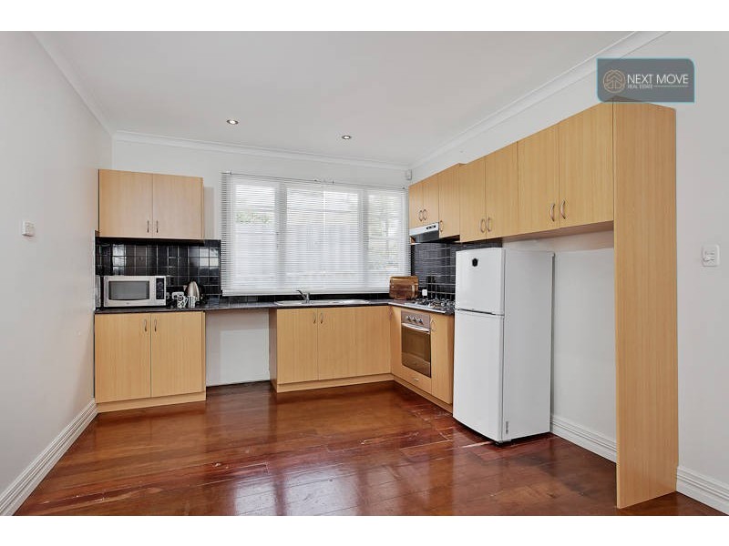 6 Bastian Place, Willagee WA 6156