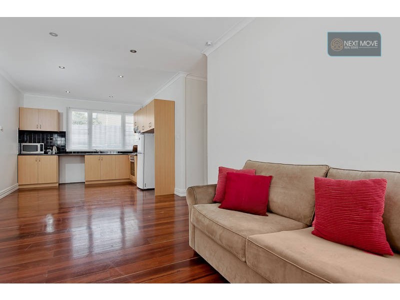 6 Bastian Place, Willagee WA 6156