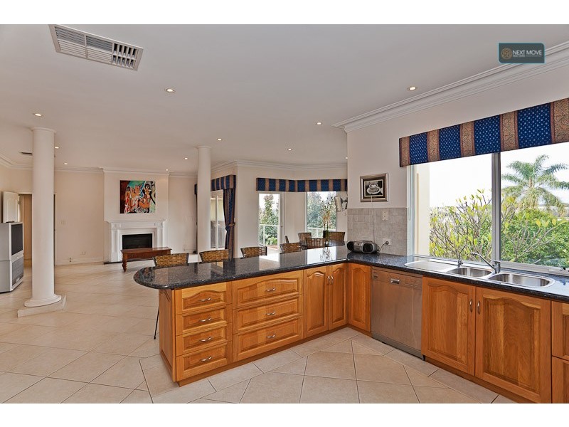 76 Ullapool Road, Mount Pleasant WA 6153