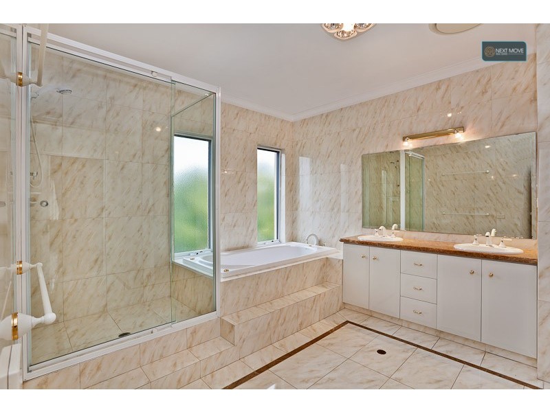 76 Ullapool Road, Mount Pleasant WA 6153