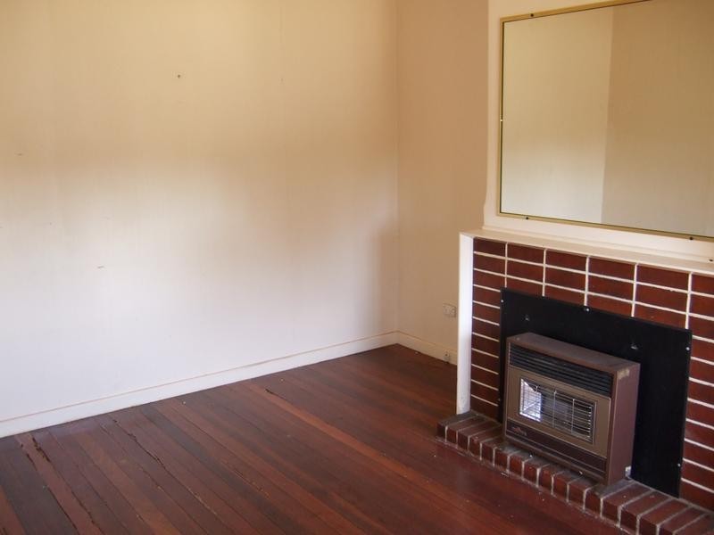 18 Butson Street, Hilton WA 6163