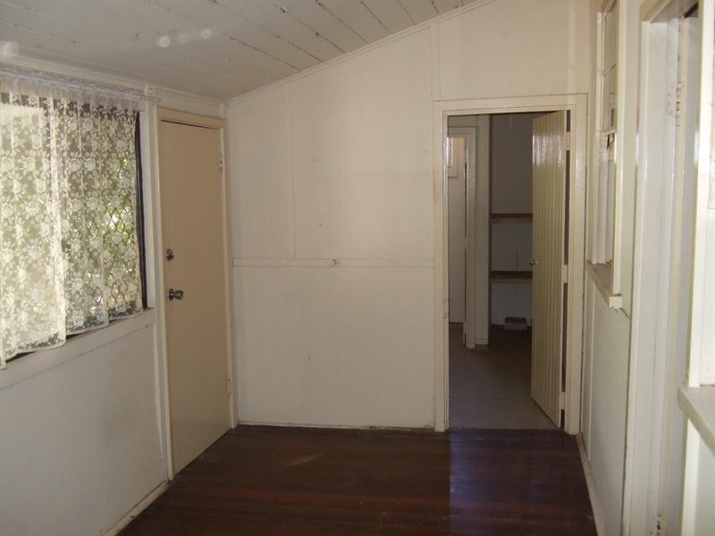 18 Butson Street, Hilton WA 6163