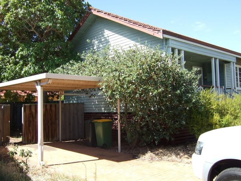 38 Winterfold Road, Hilton WA 6163