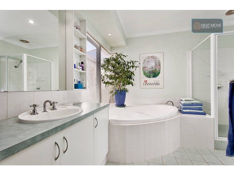 10 Danzil Street, Willagee WA 6156