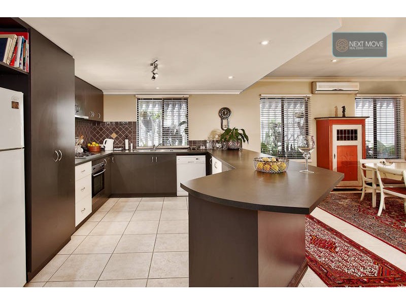 10 Danzil Street, Willagee WA 6156