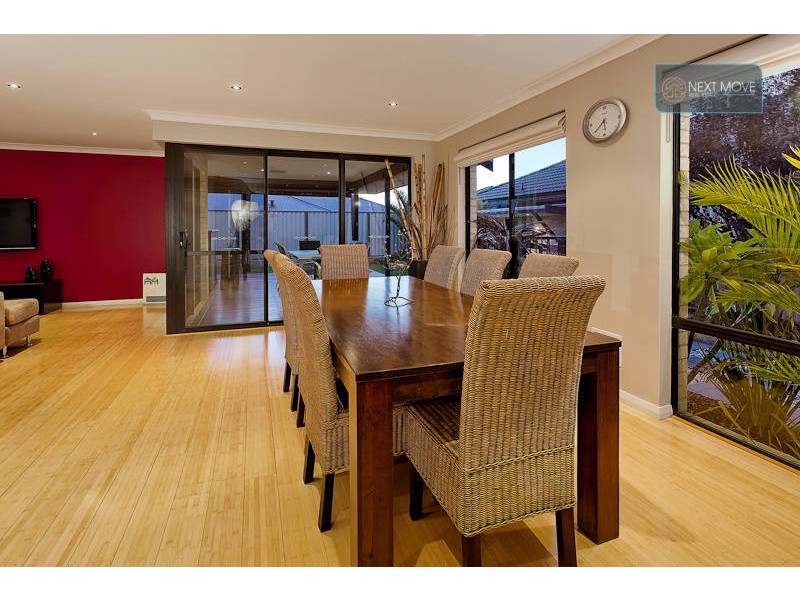20 Camden Boulevard, Aubin Grove WA 6164