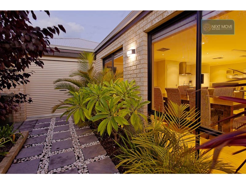 20 Camden Boulevard, Aubin Grove WA 6164