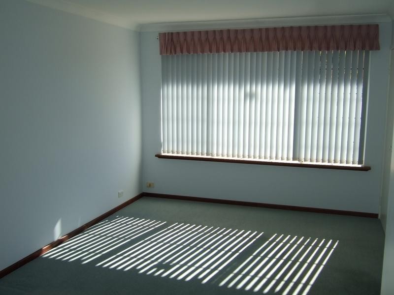 2 Helm St, Mount Pleasant WA 6153