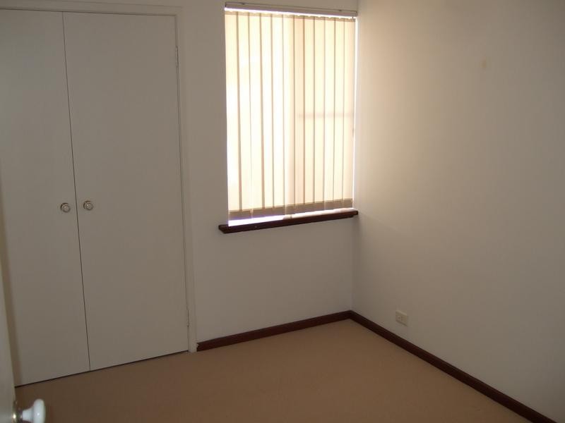 2 Helm St, Mount Pleasant WA 6153