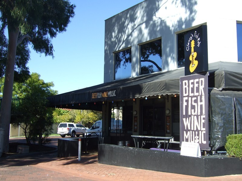 2 Helm St, Mount Pleasant WA 6153