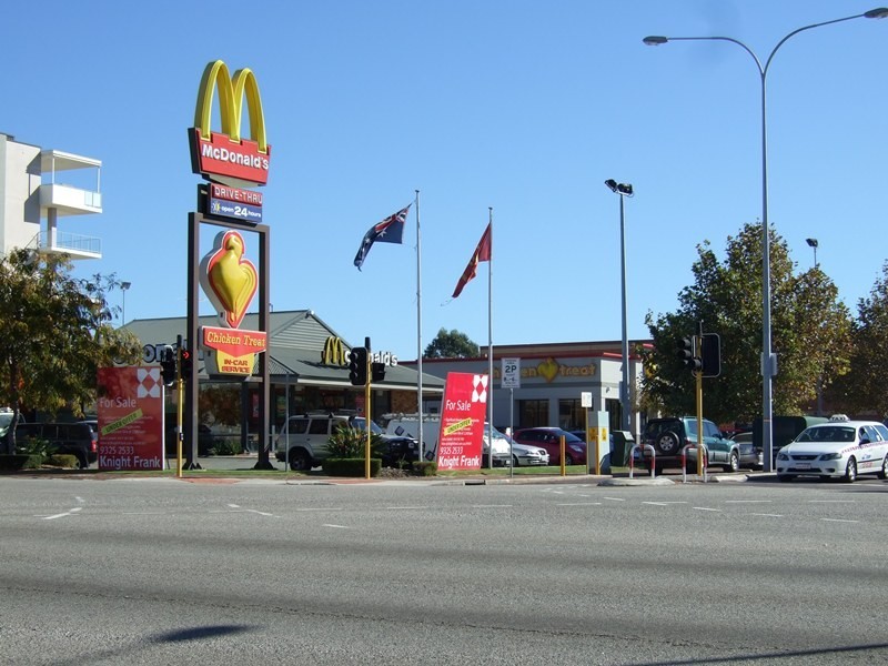 2 Helm St, Mount Pleasant WA 6153