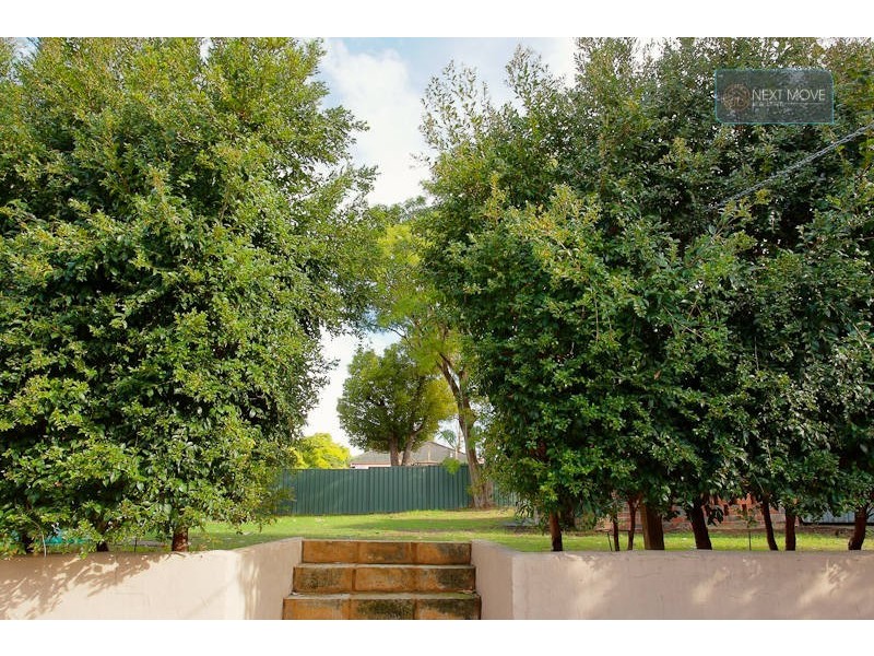 6 Stacey Street, Willagee WA 6156