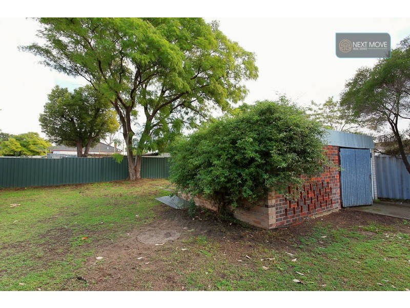 6 Stacey Street, Willagee WA 6156