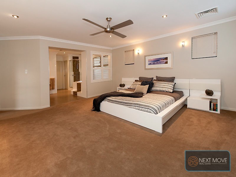 7 Hewitt Way, Booragoon WA 6154