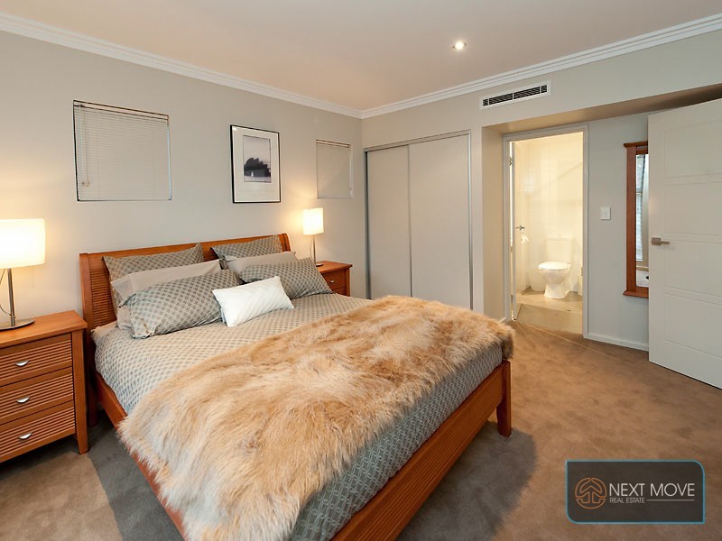 7 Hewitt Way, Booragoon WA 6154