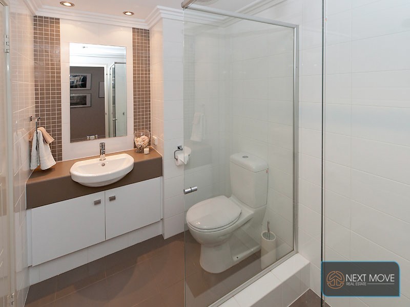 7 Hewitt Way, Booragoon WA 6154