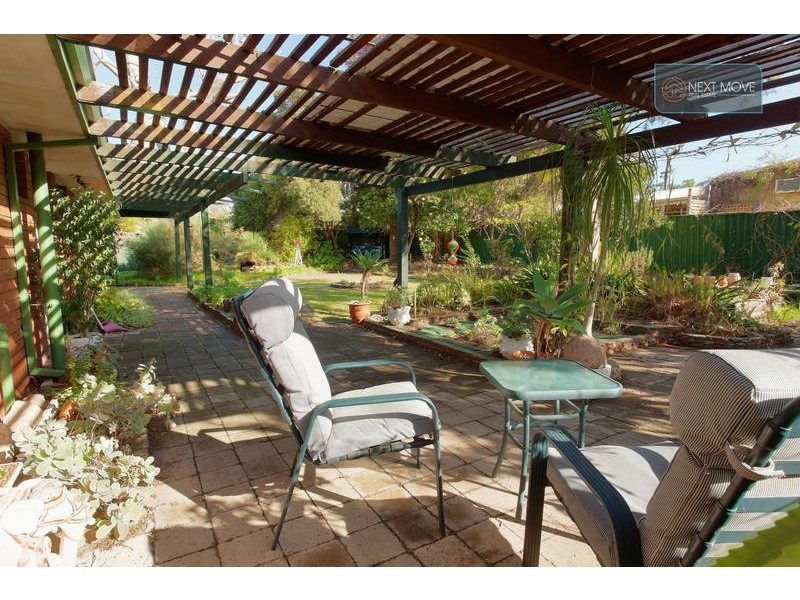 27 Hanlin Way, Samson WA 6163