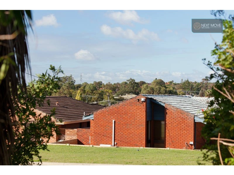 27 Hanlin Way, Samson WA 6163