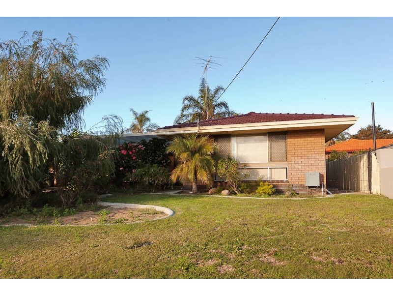 10 Leaside Way, Spearwood WA 6163