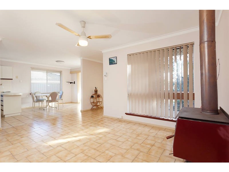 10 Leaside Way, Spearwood WA 6163