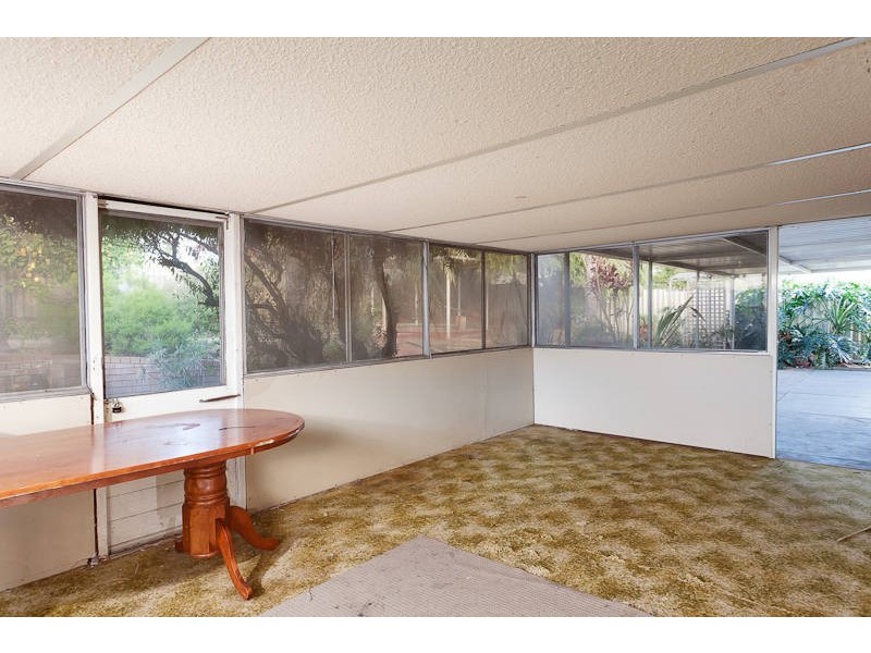 10 Leaside Way, Spearwood WA 6163