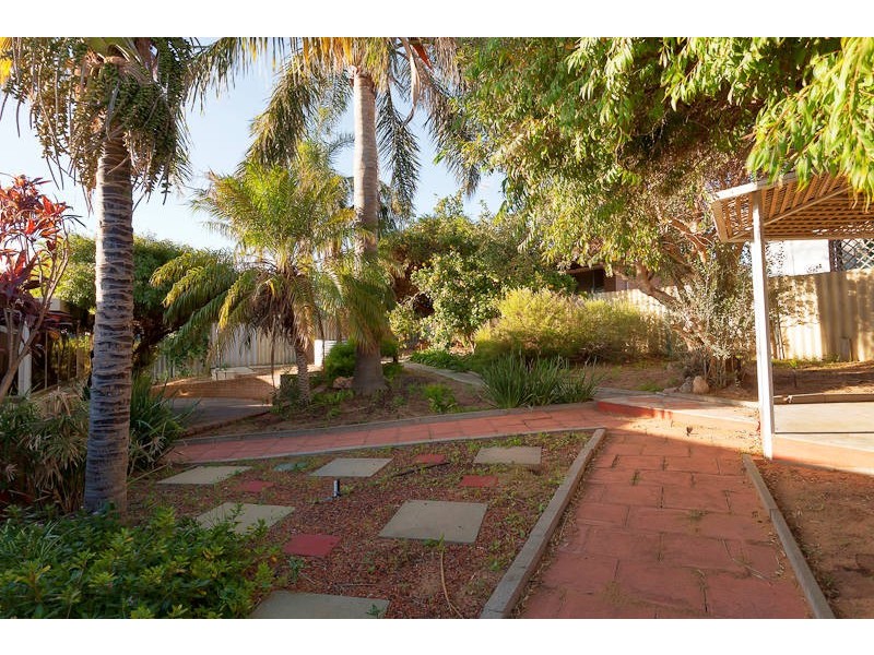 10 Leaside Way, Spearwood WA 6163