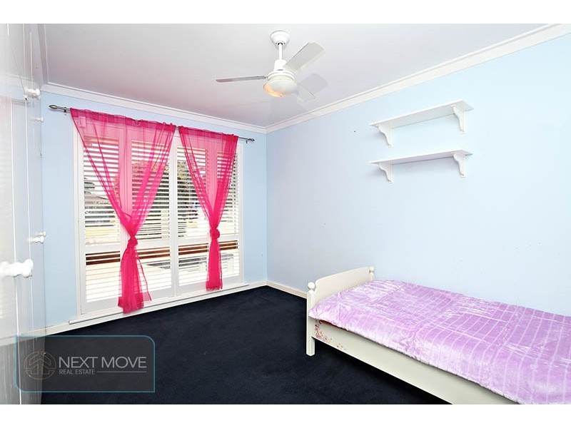 11 Loris Way, Kardinya WA 6163