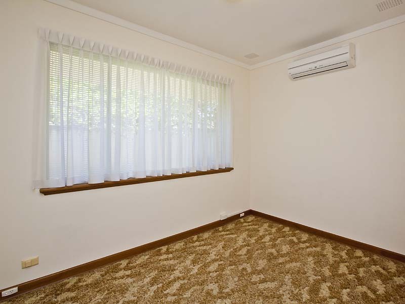 4a Layman Street, Booragoon WA 6154