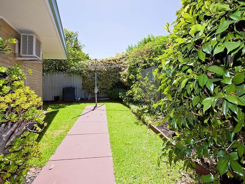 4a Layman Street, Booragoon WA 6154