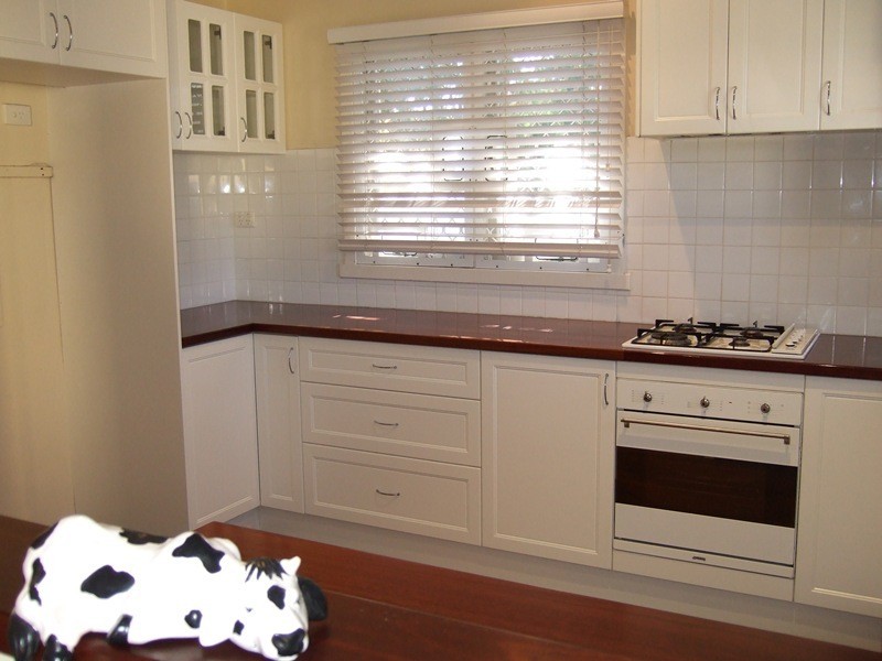 24 Stacey Street, Willagee WA 6156