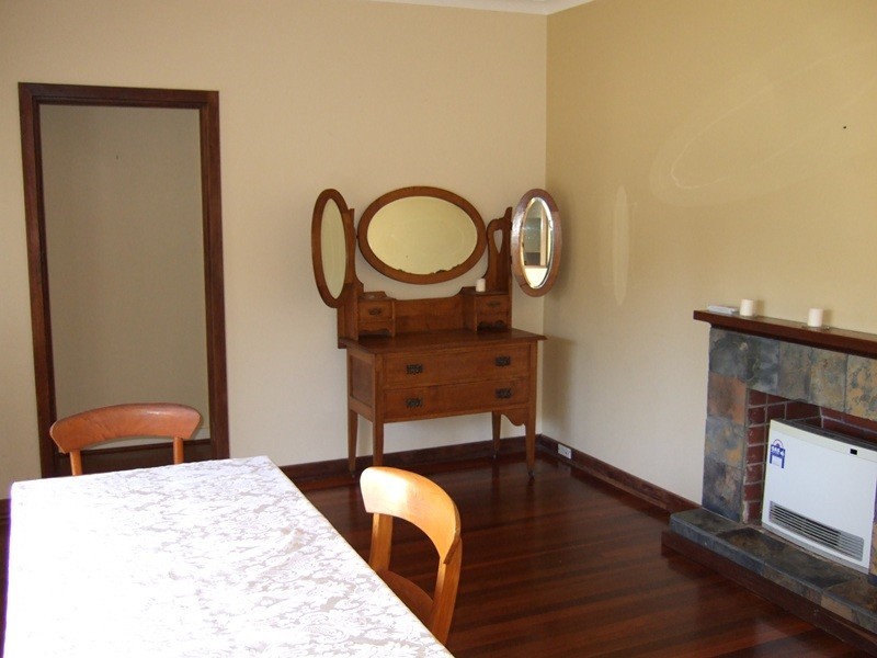24 Stacey Street, Willagee WA 6156