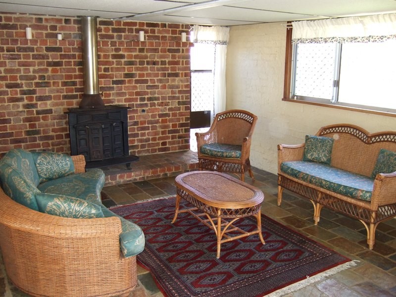 24 Stacey Street, Willagee WA 6156
