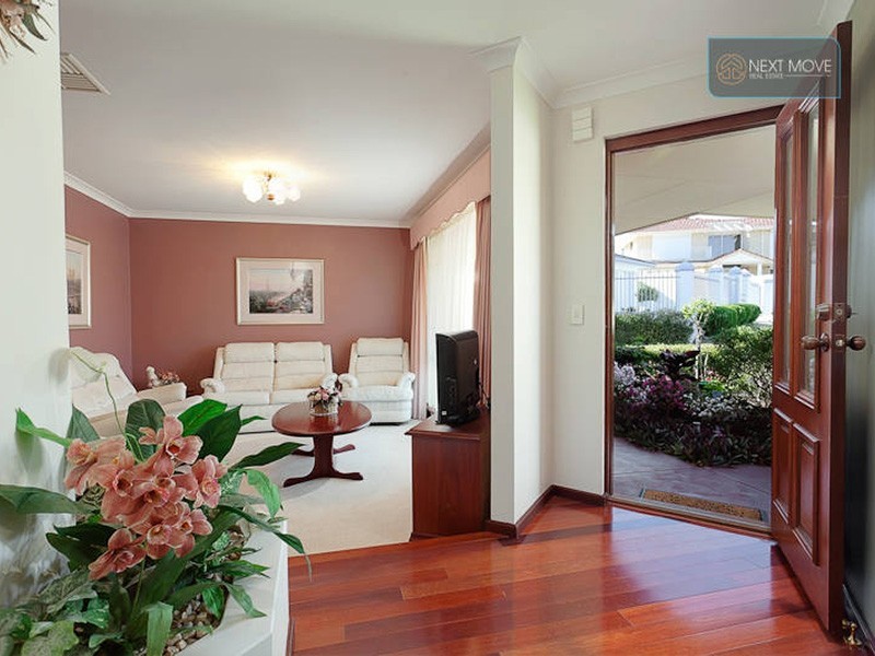 9 Mauldon Mews, Winthrop WA 6150