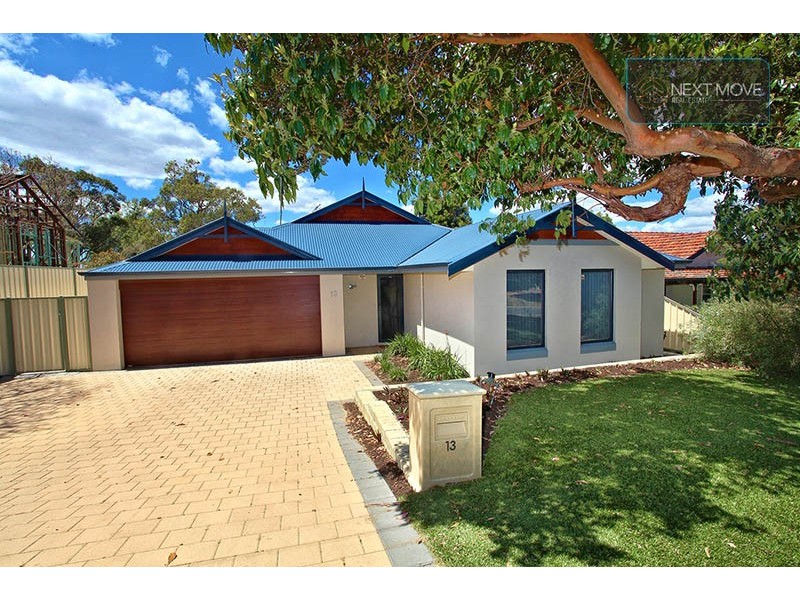 13 Harriott St, Willagee WA 6156