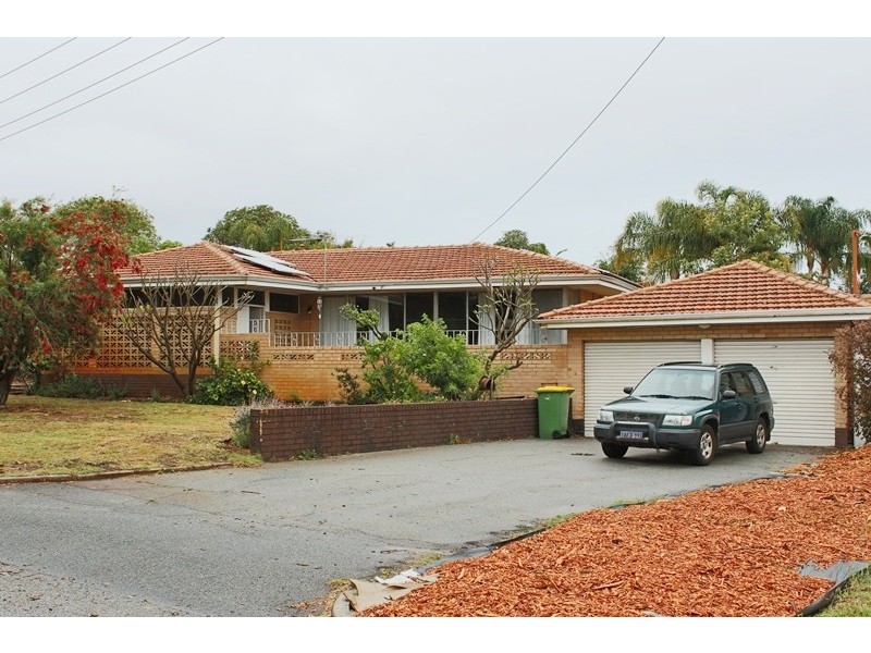 1 Hillary St, Willagee WA 6156
